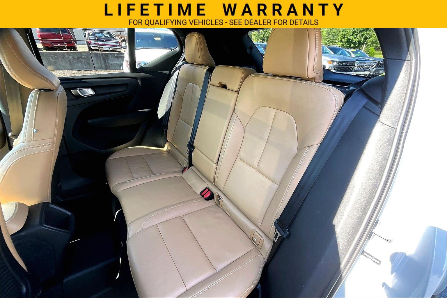 Used 2020 Volvo XC40 T5 Momentum AWD/4WD image 21