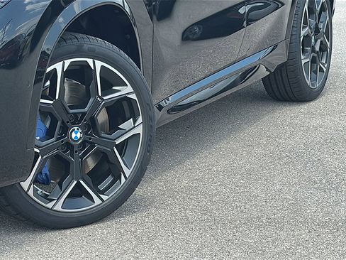 New 2025 BMW X1 M35i w/ Premium Package image 3