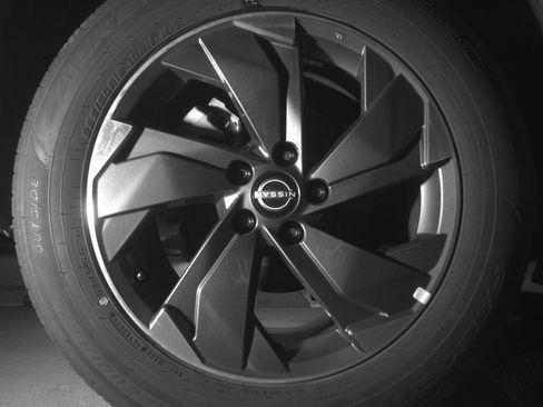 Used 2025 Nissan Rogue SV FWD image 12