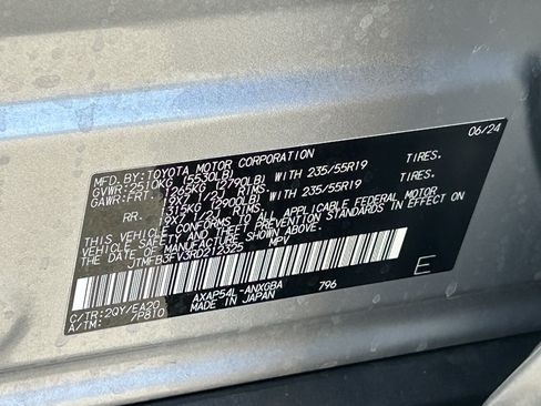 Used 2024 Toyota RAV4 XSE w/ Premium Package AWD/4WD image 9