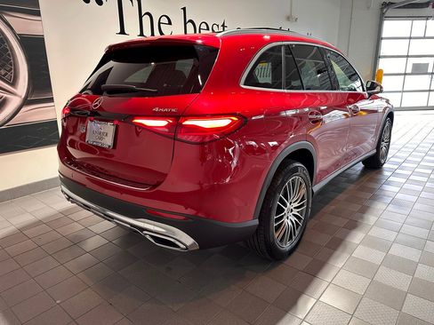 New 2025 Mercedes-Benz GLC 300 4MATIC image 4