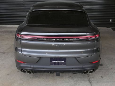 New 2025 Porsche Cayenne S image 14