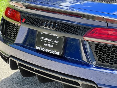 Used 2018 Audi R8 V10 plus AWD/4WD image 11