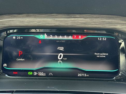 Used 2024 Volkswagen Atlas SEL Premium R-Line image 30