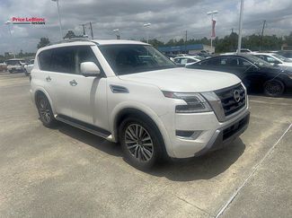 Used 2024 Nissan Armada SL w/ Captain's Chairs Package RWD video 1