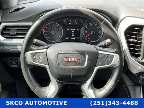 Used 2019 GMC Acadia SLE image 16