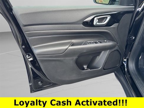 New 2026 Jeep Compass Latitude image 20