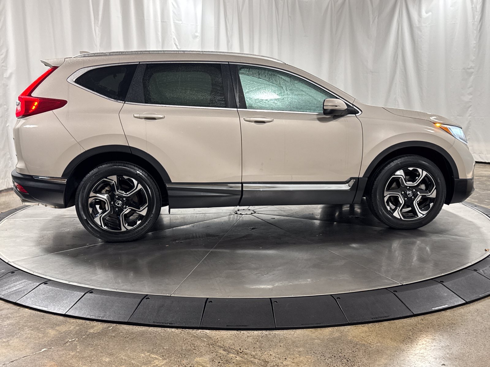 Certified 2019 Honda CR-V Touring image 6