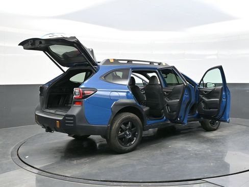 Used 2022 Subaru Outback Wilderness w/ Wilderness Package image 38