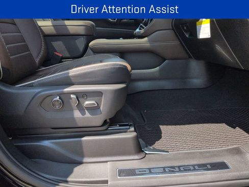 New 2026 GMC Yukon Denali Ultimate AWD/4WD image 35
