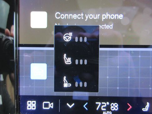 Used 2023 Volvo XC60 T8 Ultimate image 48