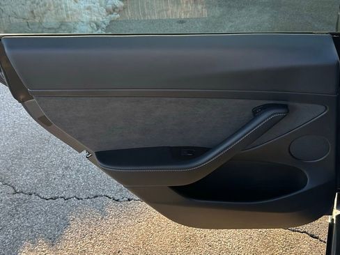 Used 2023 Tesla Model 3 Performance image 19