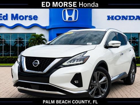 Used 2020 Nissan Murano Platinum w/ Cargo Package FWD image 1