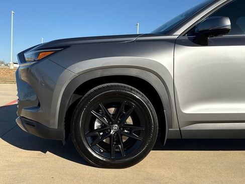 New 2026 Toyota Grand Highlander Limited image 5