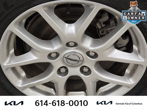 Used 2023 Chrysler Voyager LX FWD image 13