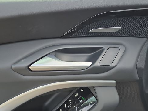 New 2025 Audi Q5 Premium Plus image 18