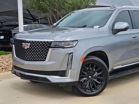 Certified 2024 Cadillac Escalade ESV Premium Luxury AWD/4WD image 6