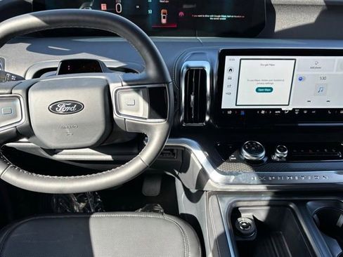 New 2026 Ford Expedition Max Platinum w/ Stealth Performance Package image 17