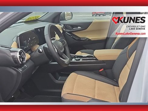 New 2026 Chevrolet Equinox ACTIV w/ Convenience Package III AWD/4WD image 13