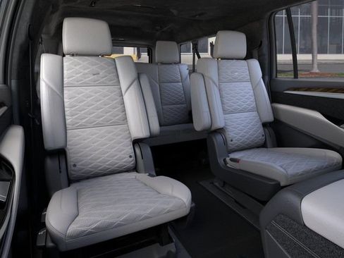 New 2026 Cadillac Escalade ESV Platinum Sport RWD image 17
