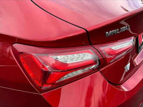 Used 2021 Chevrolet Malibu LT image 22