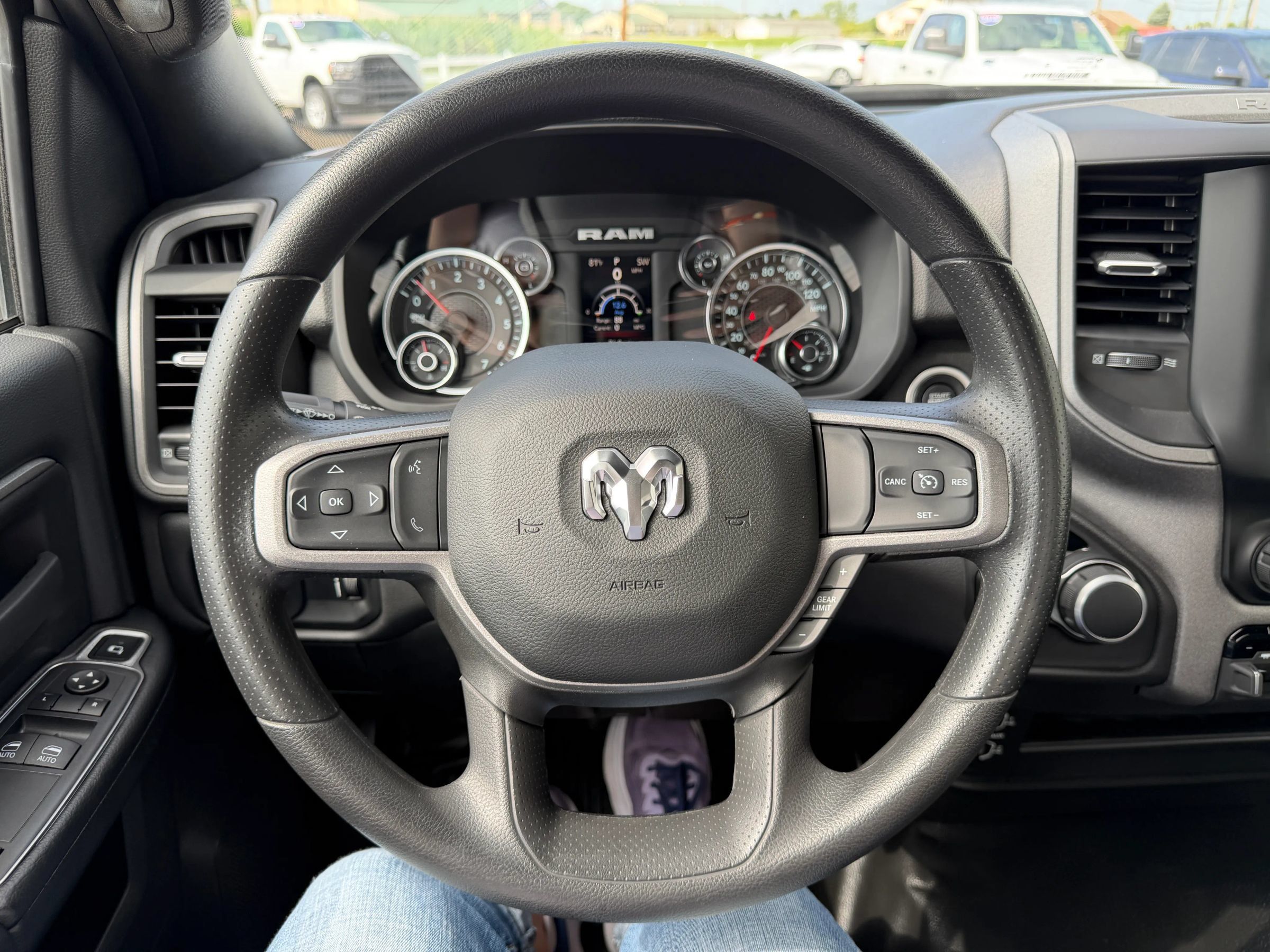 Used 2024 RAM 3500 Tradesman AWD/4WD image 19