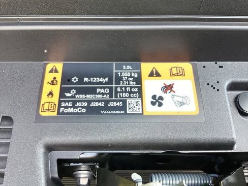 New 2025 Ford Expedition Platinum image 89