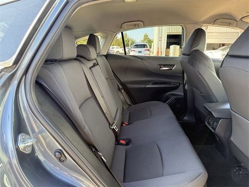 Used 2024 Toyota Venza LE image 29