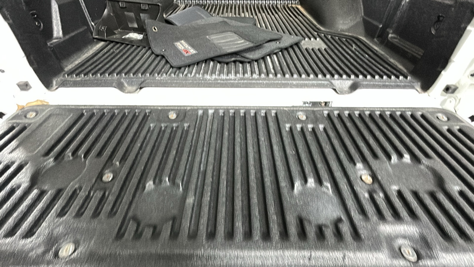 Used 2026 Nissan Frontier PRO-4X AWD/4WD image 33