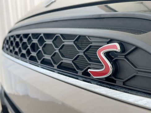 Certified 2023 MINI Cooper S w/ Signature Upholstery Package image 36