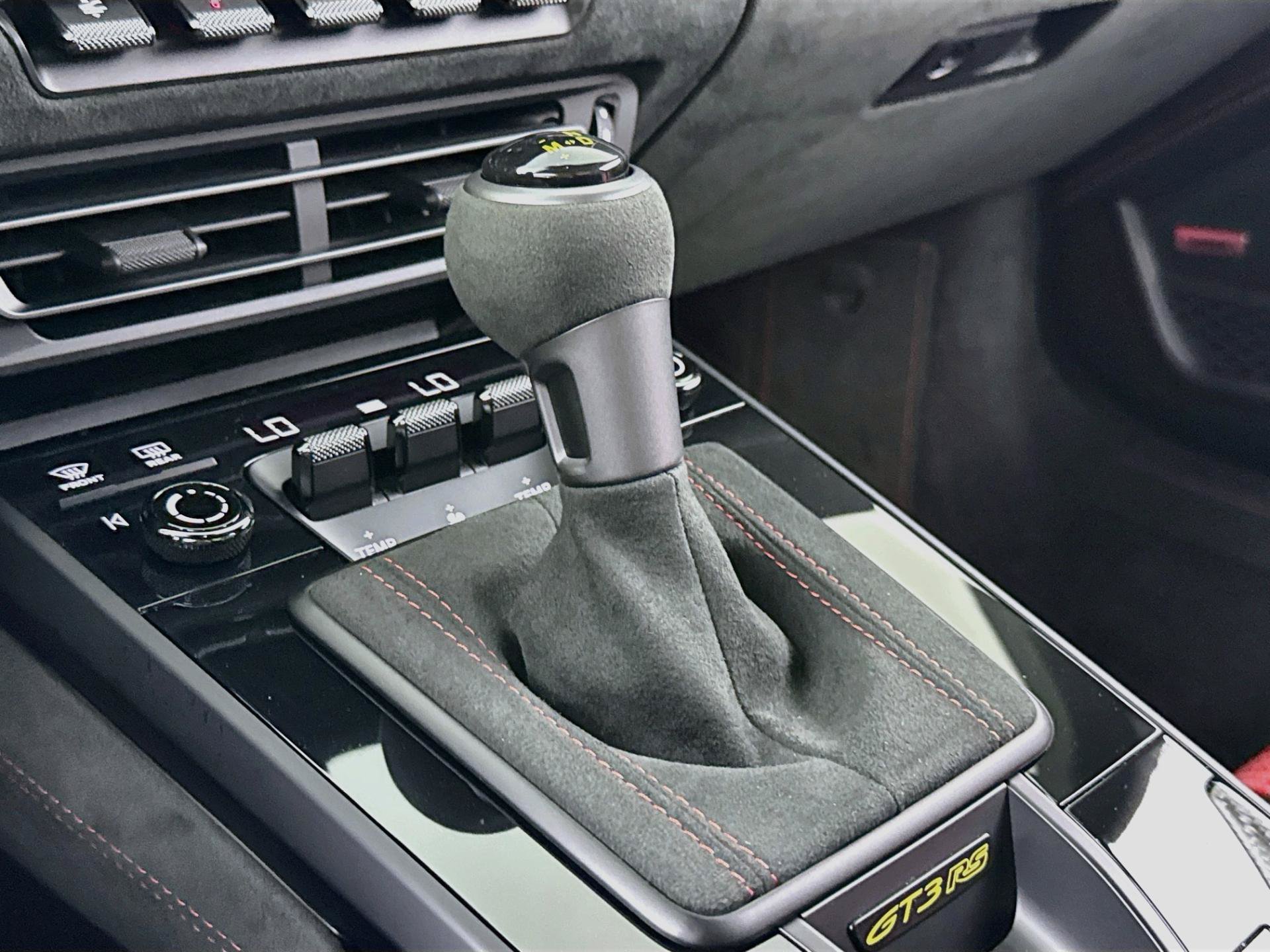 Used 2025 Porsche 911 GT3 RS RWD image 18