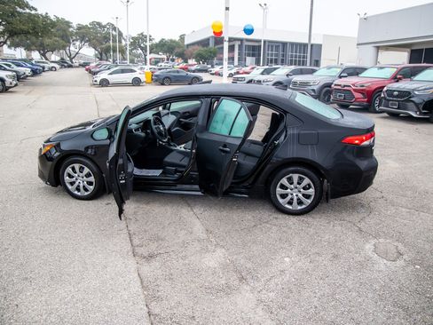 Certified 2026 Toyota Corolla LE image 12