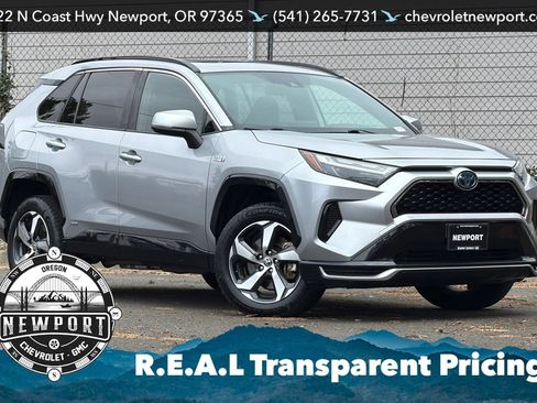 Used 2022 Toyota RAV4 SE w/ Weather & Moonroof Package AWD/4WD image 1