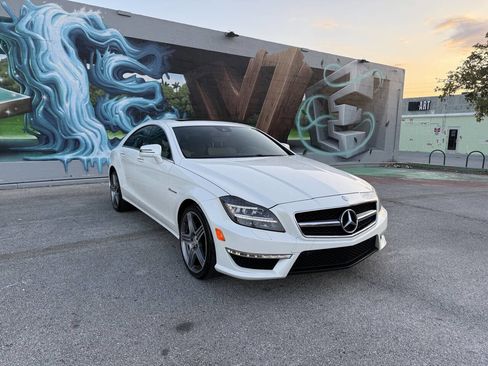 Used 2014 Mercedes-Benz CLS 63 AMG 4MATIC image 4