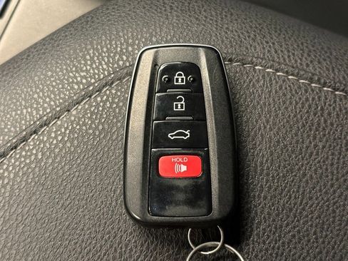 Used 2023 Toyota Camry XSE image 18