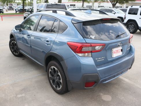 Used 2022 Subaru Crosstrek 2.0i Premium image 8