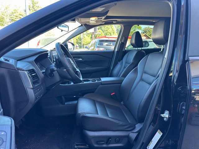 Used 2024 Nissan Rogue SV w/ SV Premium Package AWD/4WD image 10