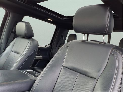 Used 2022 Ford F250 Lariat w/ Lariat Ultimate Package image 12