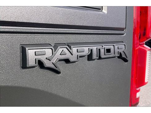 Used 2019 Ford F150 Raptor w/ Equipment Group 802A Luxury image 9