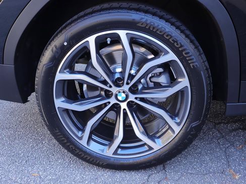 New 2025 BMW X4 xDrive30i w/ Premium Package image 45