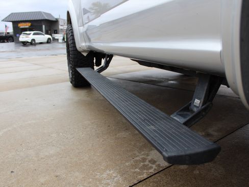 Used 2019 Ford F150 Raptor w/ Equipment Group 802A Luxury image 41