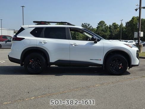 Used 2026 Nissan Rogue SV AWD/4WD image 6