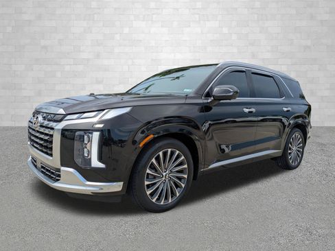 Used 2023 Hyundai Palisade Calligraphy FWD image 5