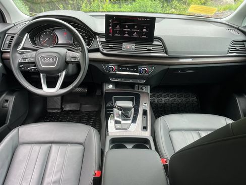 Used 2023 Audi Q5 2.0T Premium w/ Convenience Package AWD/4WD image 13