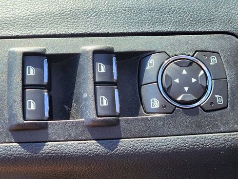 Used 2020 Ford F150 Lariat w/ Equipment Group 502A Luxury image 12