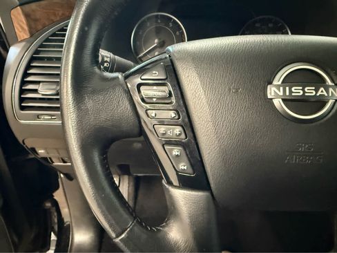 Used 2022 Nissan Armada SL w/ Captain's Chairs Package AWD/4WD image 19