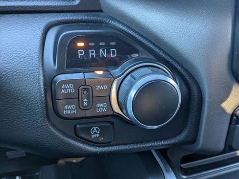 Used 2021 RAM 1500 Big Horn image 12