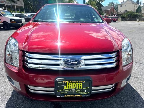 Used 2009 Ford Fusion SEL image 10