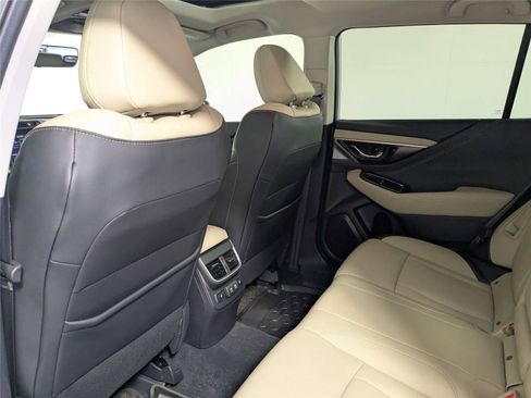 Used 2022 Subaru Outback Limited AWD/4WD image 38