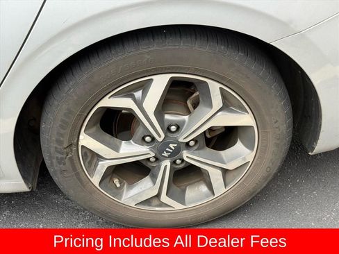 Used 2021 Kia Forte LXS FWD image 10